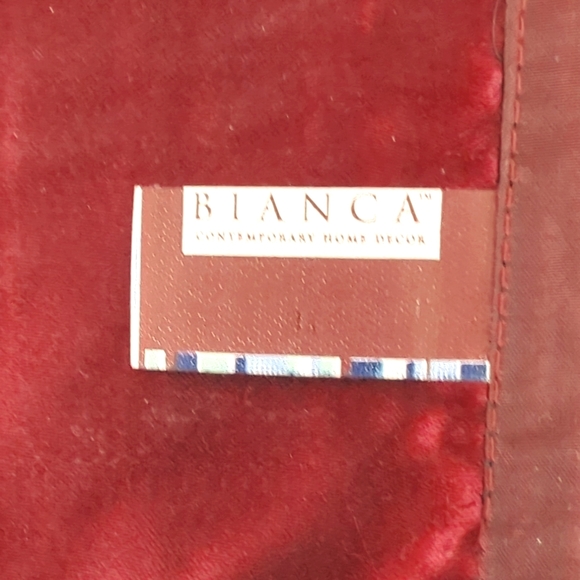 Bianca India table runner - Picture 3 of 6